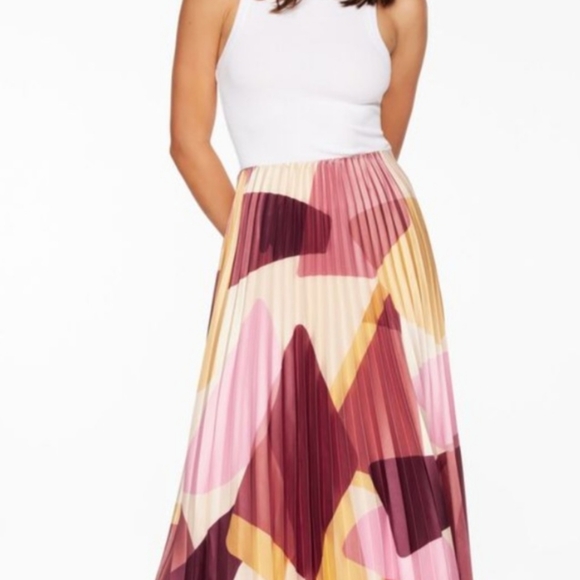 Laura pleated maxi skirt - Picture 4 of 5